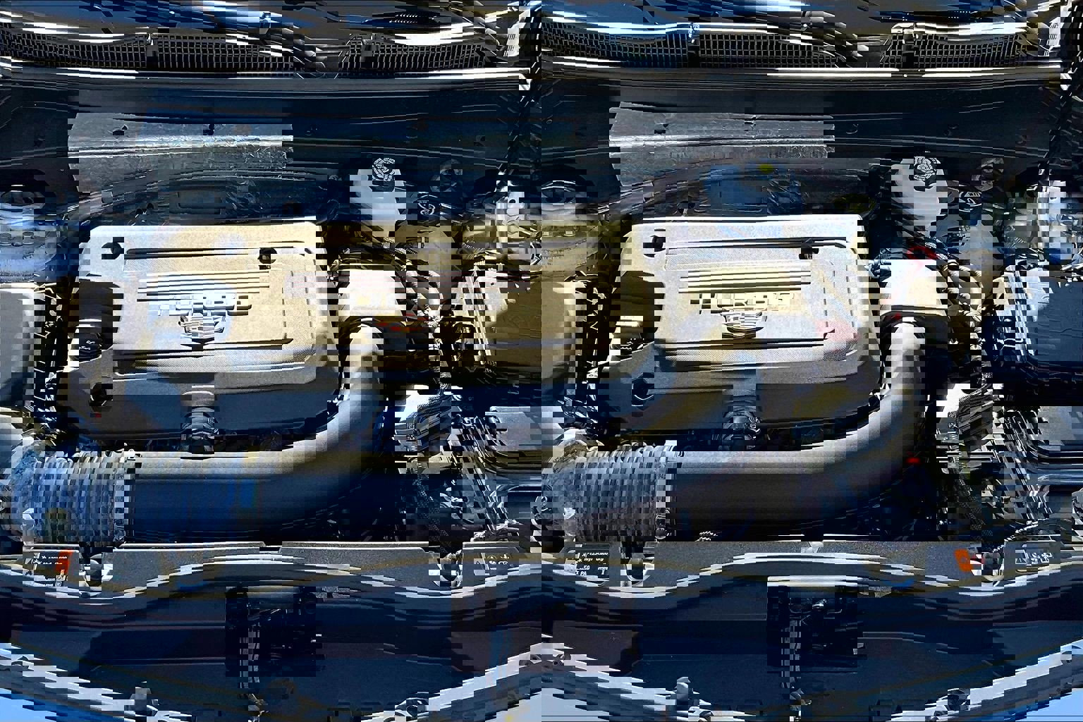 Used 2022 Cadillac XT4 Luxury w/ Cold Weather Package image 21