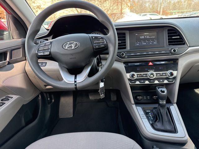 Used 2020 Hyundai Elantra SE image 20