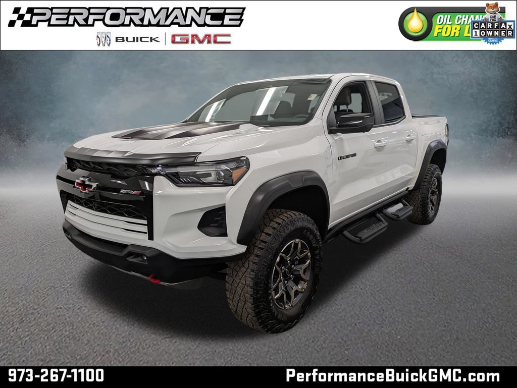 Used 2024 Chevrolet Colorado ZR2 w/ Technology Package AWD/4WD 360° Tour