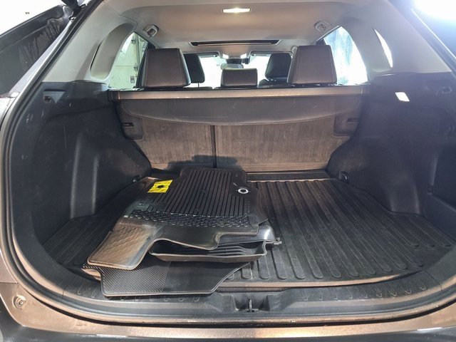 Used 2023 Toyota RAV4 XLE Premium image 46