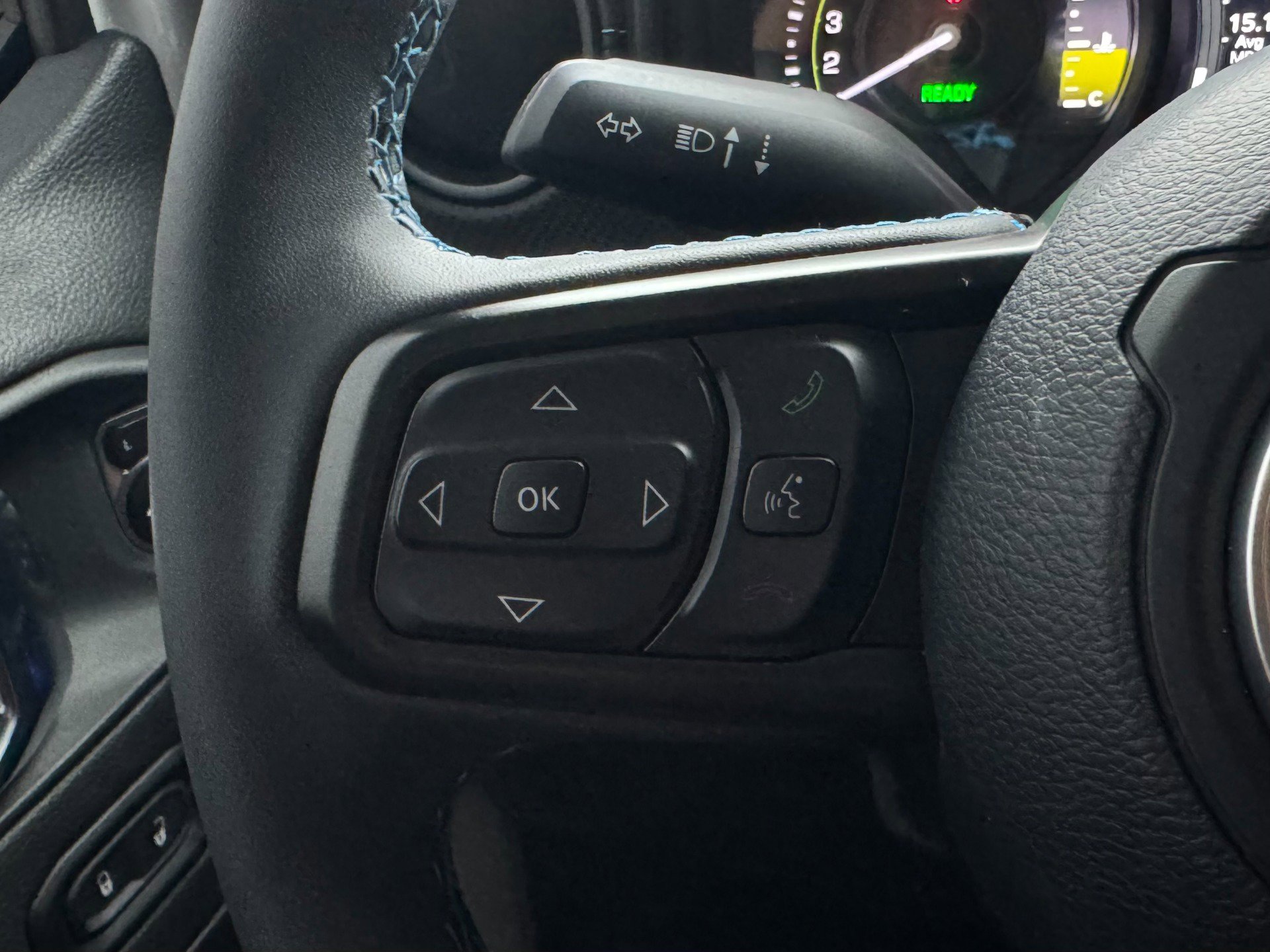 Used 2025 Jeep Wrangler Unlimited Rubicon 4xe image 44