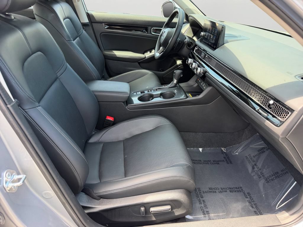 Used 2022 Honda Civic Touring image 8