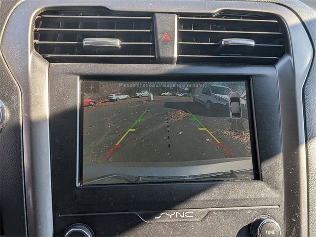 Used 2019 Ford Fusion SE image 22