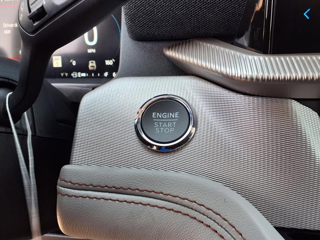 Certified 2025 Ford Explorer Active w/ Active Comfort Package image 13