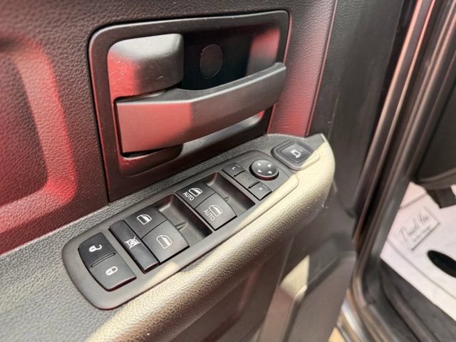 Used 2023 RAM 3500 Tradesman w/ Chrome Appearance Group AWD/4WD image 19