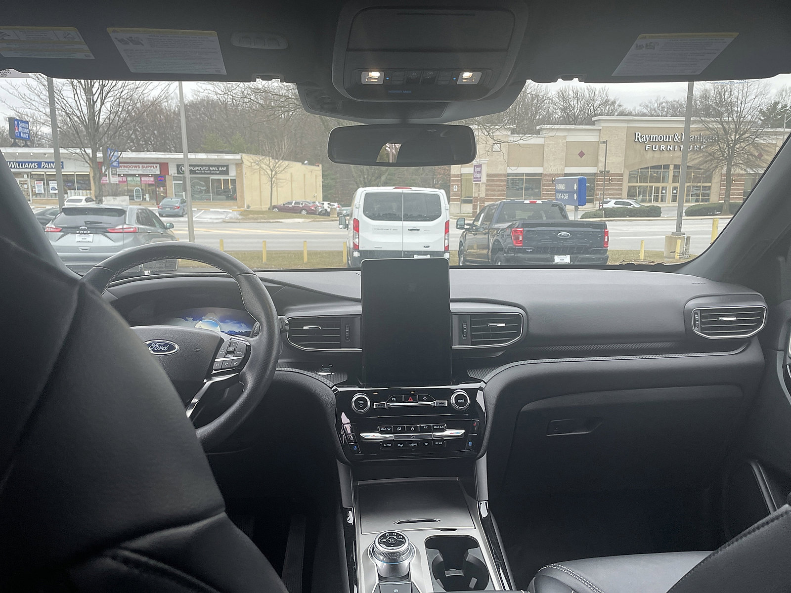 Used 2023 Ford Explorer ST w/ Equipment Group 401A image 10