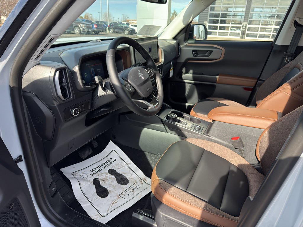 Used 2026 Ford Bronco Sport Outer Banks w/ Outer Banks Tech Package+ AWD/4WD image 8