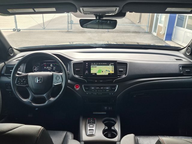 Certified 2022 Honda Passport TrailSport image 19