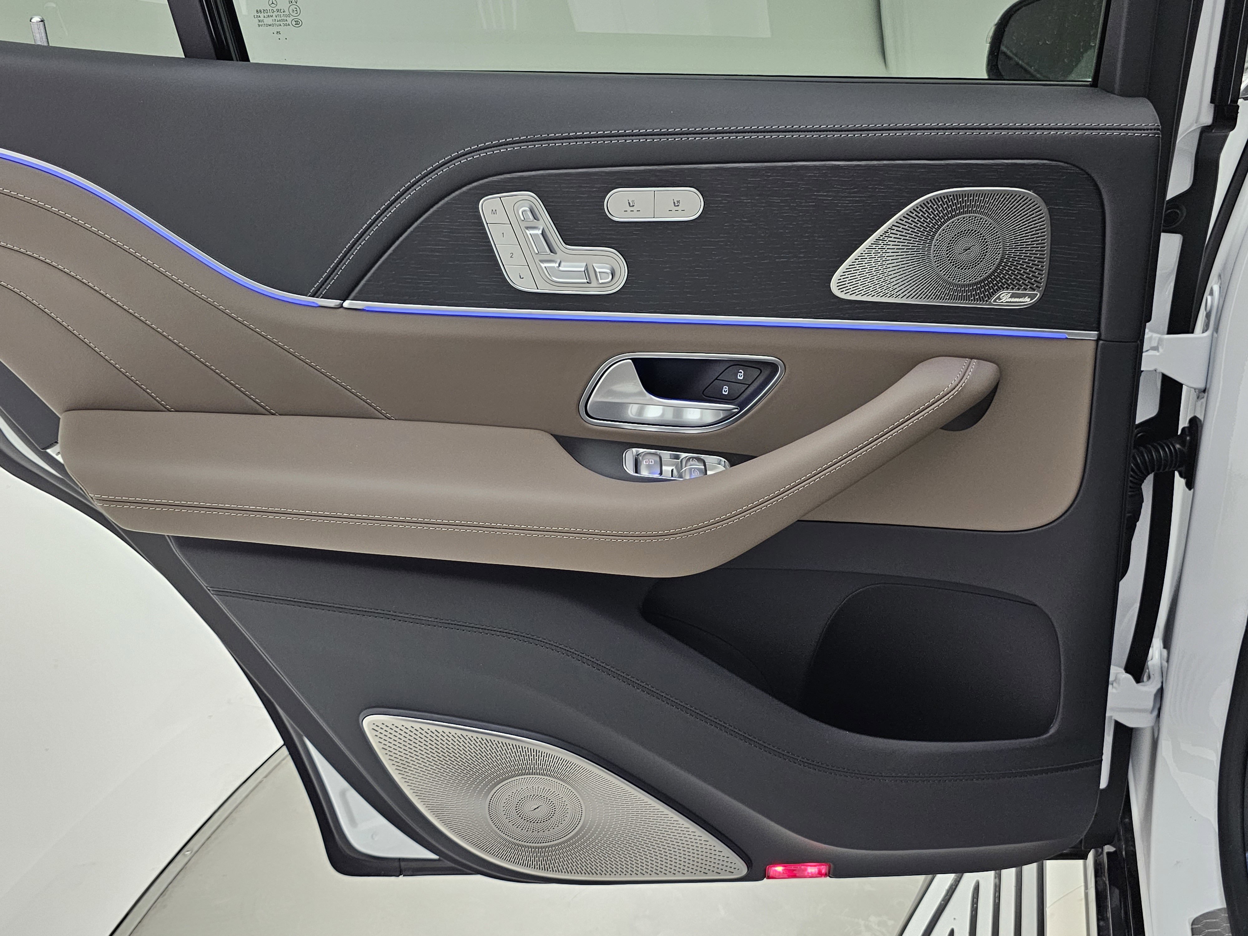 New 2026 Mercedes-Benz Maybach GLS 600 4MATIC image 24