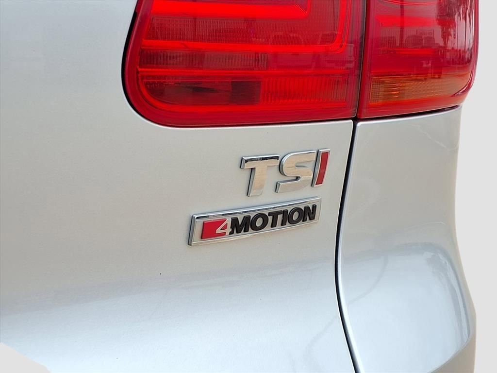 Used 2017 Volkswagen Tiguan Sport image 7