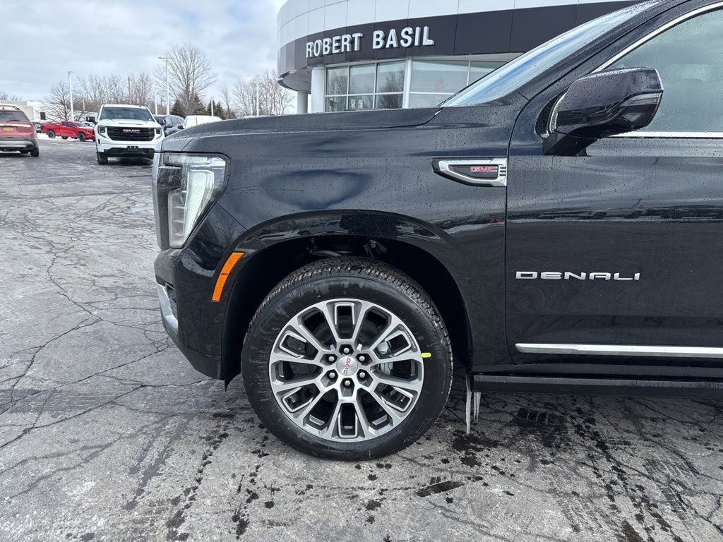 New 2026 GMC Yukon XL Denali w/ Denali Reserve Package image 5