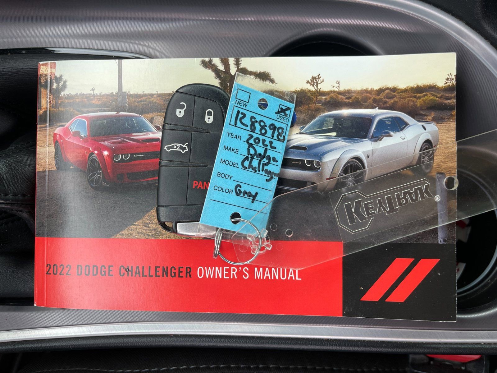 Used 2022 Dodge Challenger R/T w/ Performance Handling Group RWD image 10