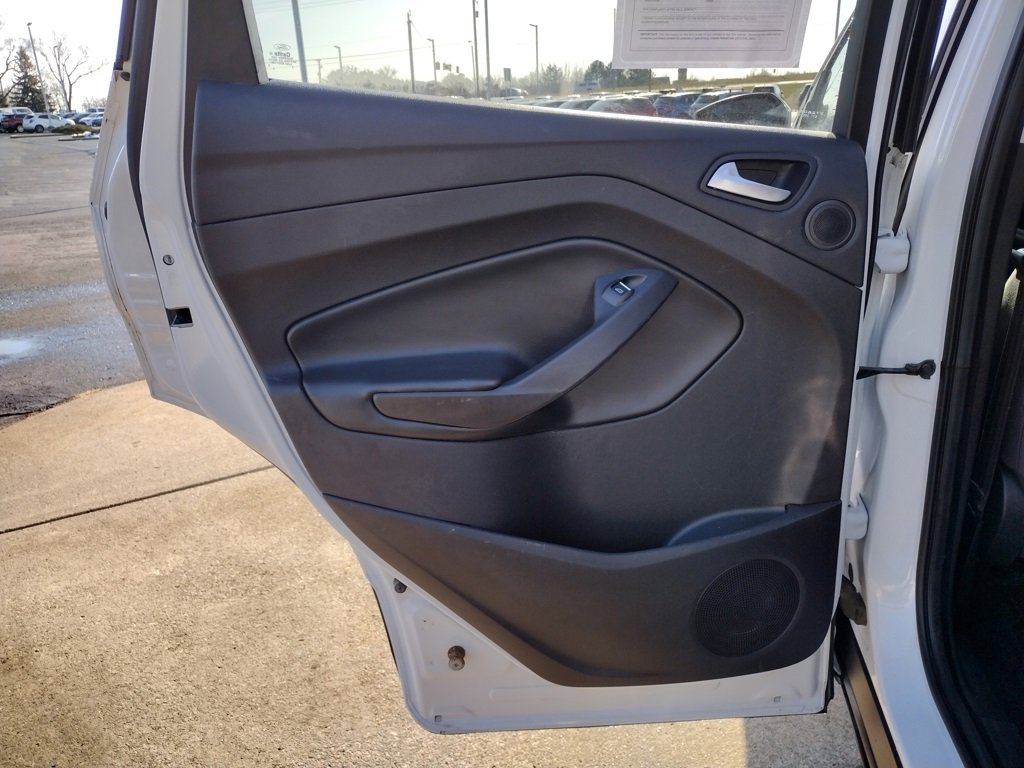 Used 2017 Ford Escape SE w/ Equipment Group 201A image 21