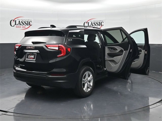 Used 2022 GMC Terrain SLE w/ Driver Convenience Package image 34