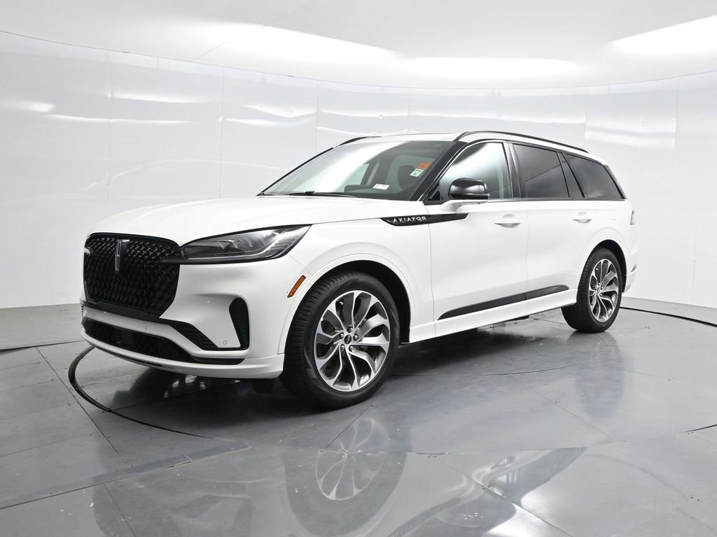Used 2025 Lincoln Aviator 2WD w/ Jet Appearance Package image 59