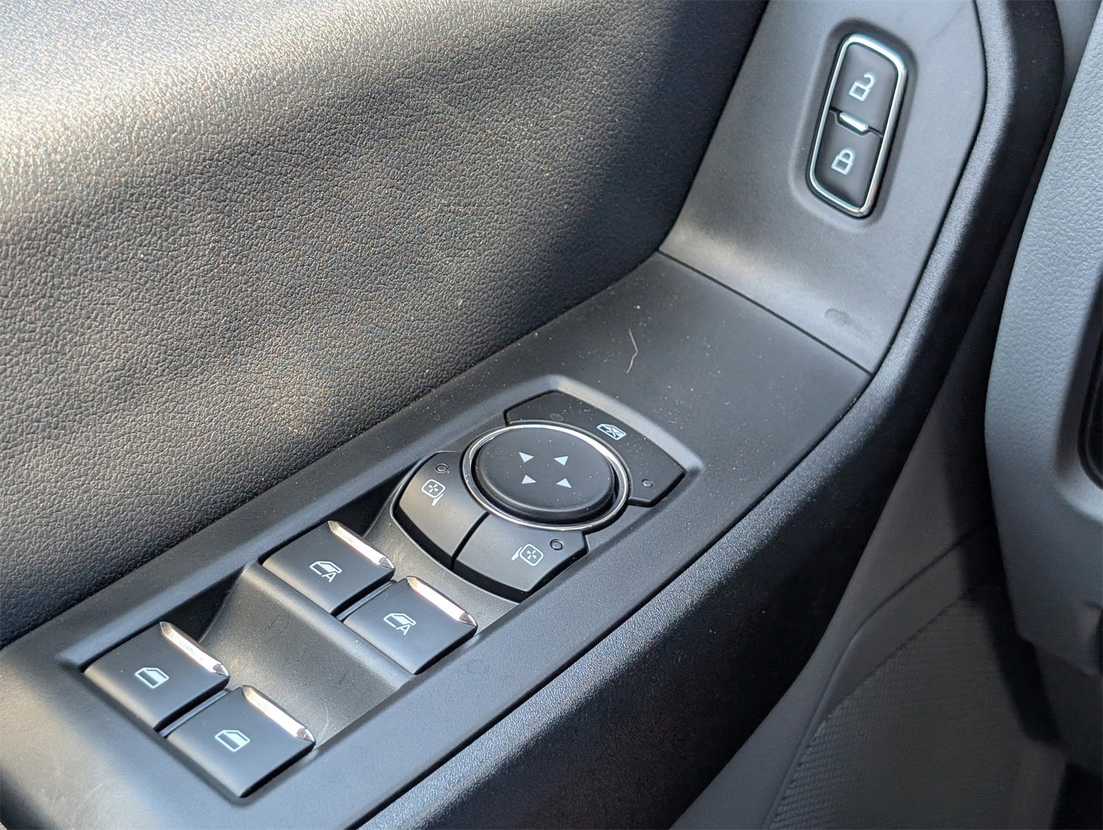 New 2025 Ford F350 XL w/ XL Chrome Package image 21