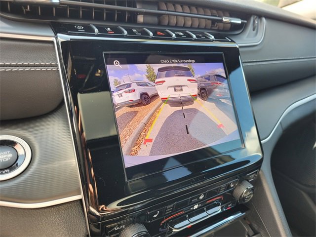 New 2025 Jeep Grand Cherokee Laredo image 33