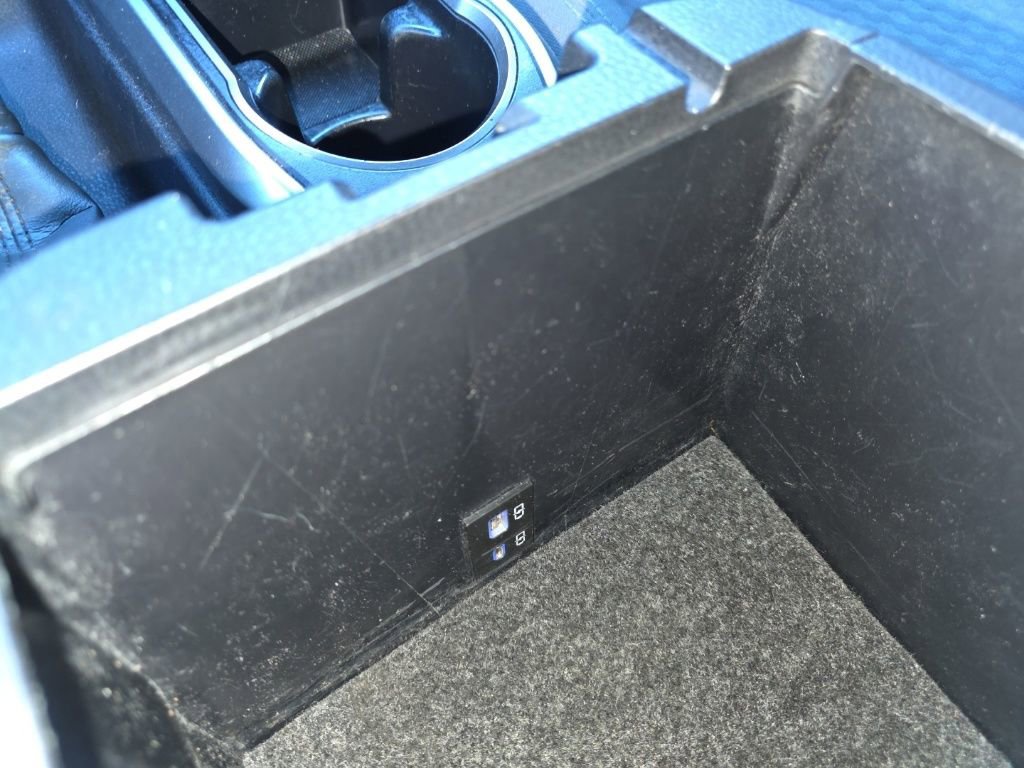 Used 2022 Toyota Tacoma SR5 RWD image 32