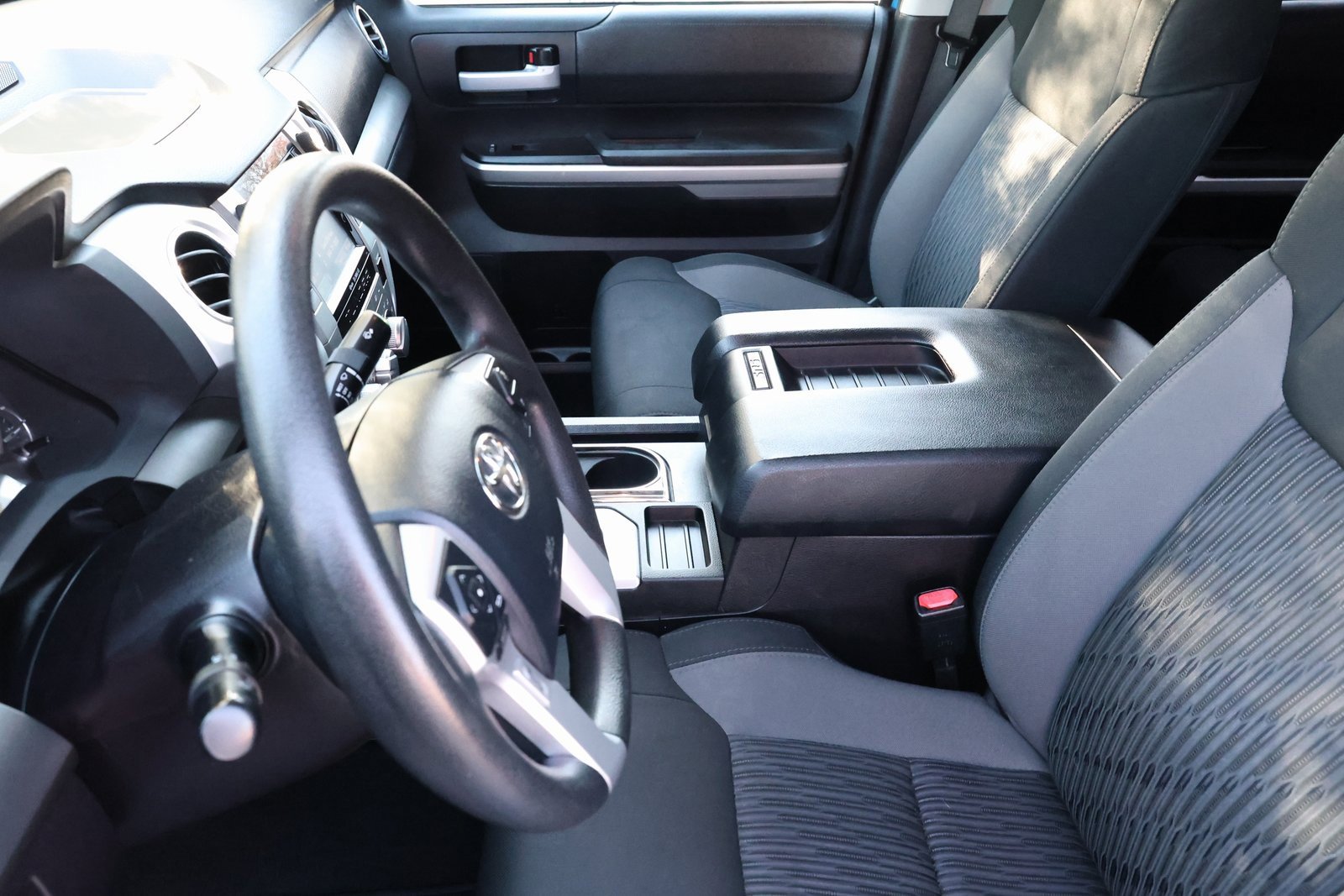 Used 2016 Toyota Tundra SR5 image 14