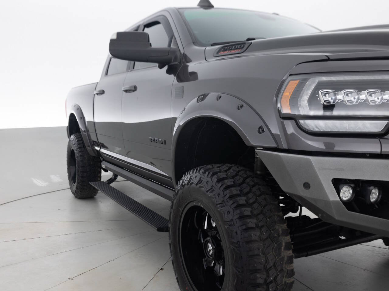 Used 2019 RAM 2500 Laramie w/ Night Edition AWD/4WD image 11