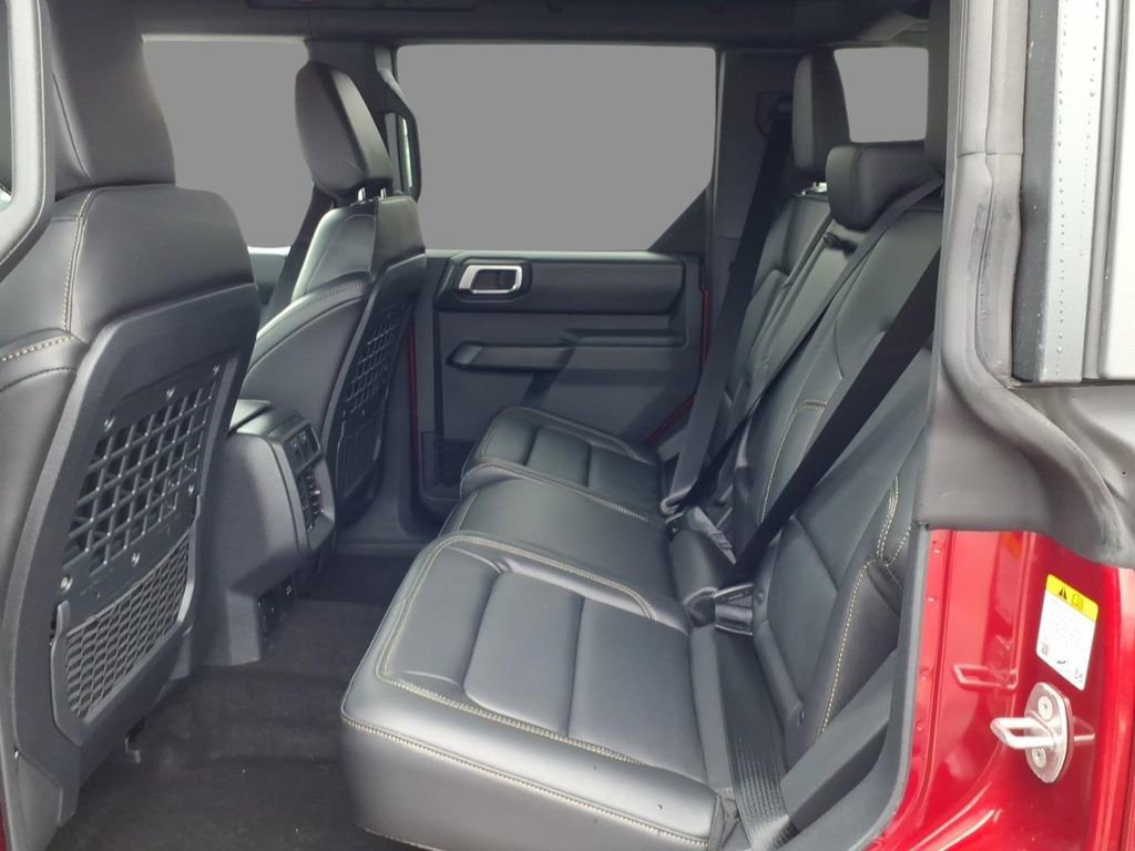 New 2026 Ford Bronco Badlands image 5