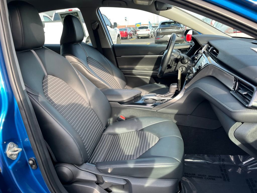 Used 2020 Toyota Camry SE image 20