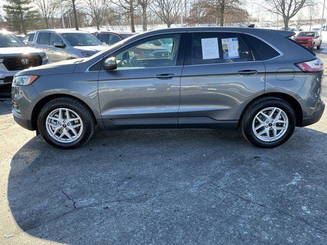 Used 2024 Ford Edge SEL image 8