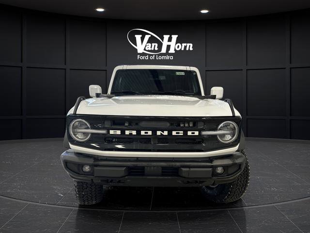 New 2025 Ford Bronco Outer Banks w/ Sasquatch Package image 11