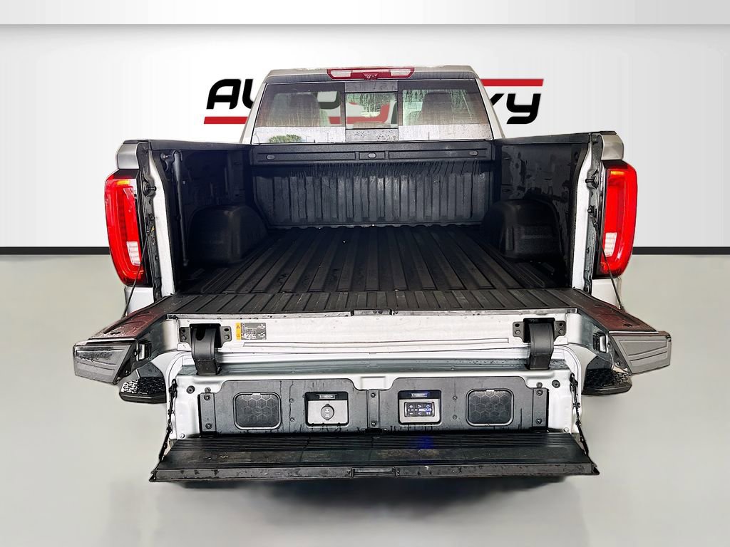 Used 2025 GMC Sierra 1500 Denali AWD/4WD image 29
