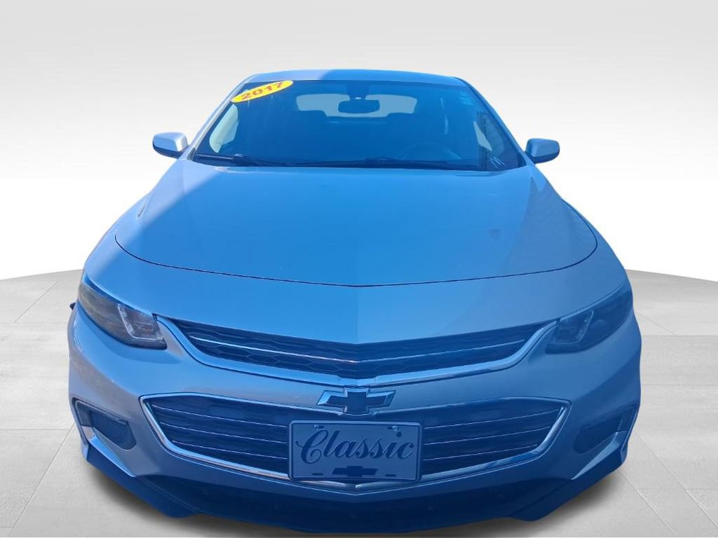 Used 2017 Chevrolet Malibu LT image 10