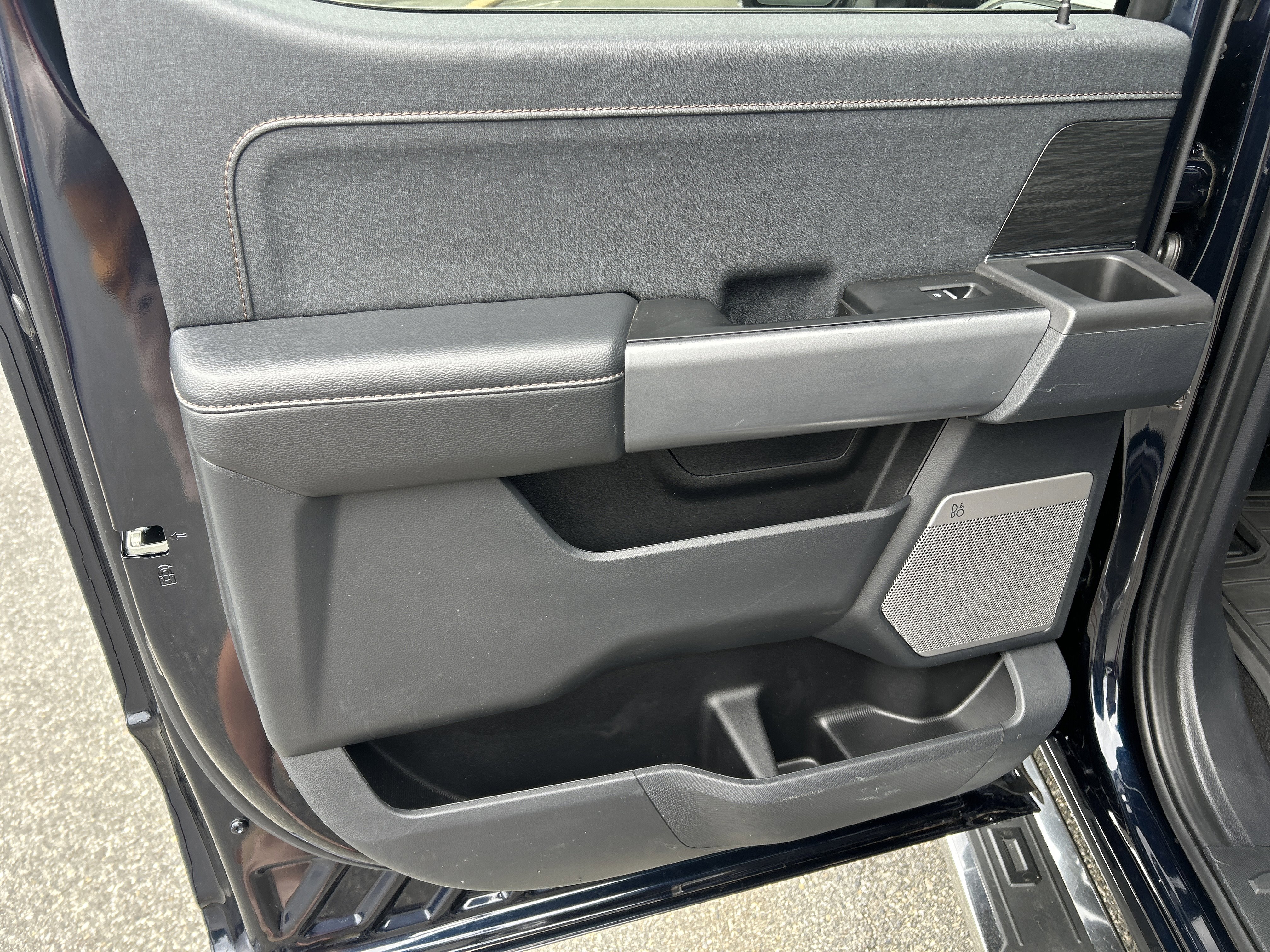 Used 2024 Ford F150 Lariat w/ Bed Utility Package image 14