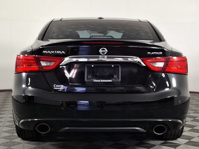 Used 2016 Nissan Maxima Platinum w/ Interior Lighting Package FWD image 8