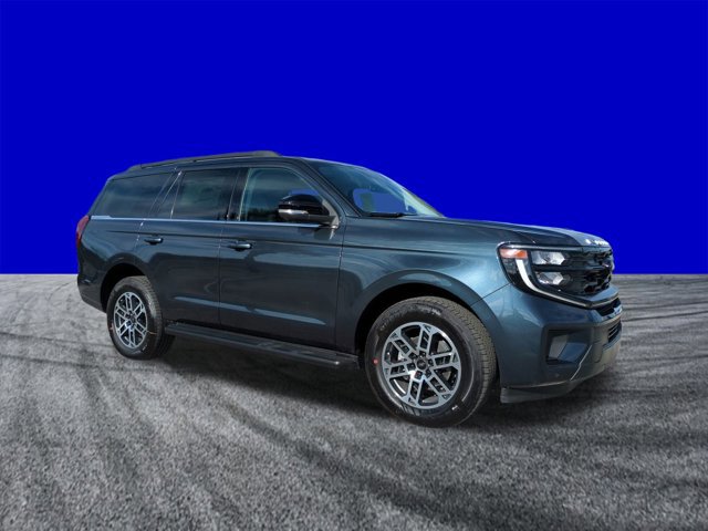 New 2026 Ford Expedition Active image 2