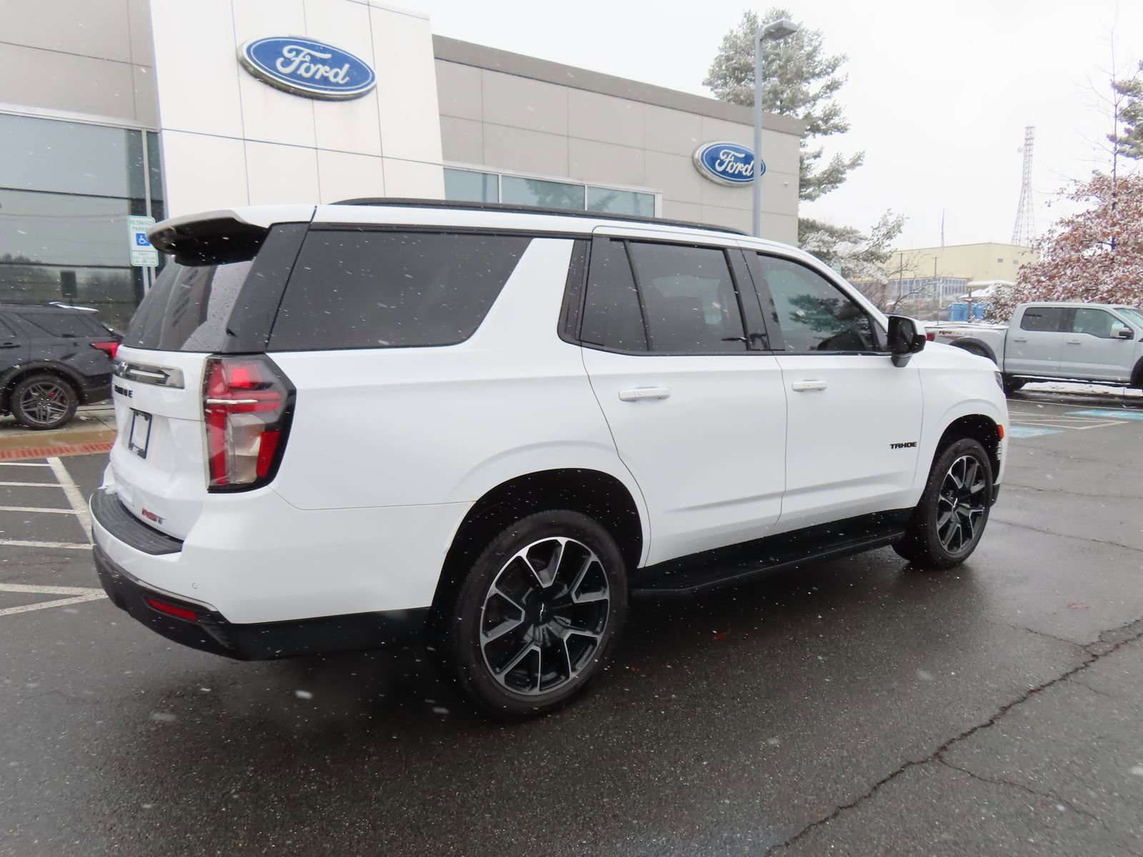 Used 2021 Chevrolet Tahoe RST w/ Rear Media and Nav Package image 5