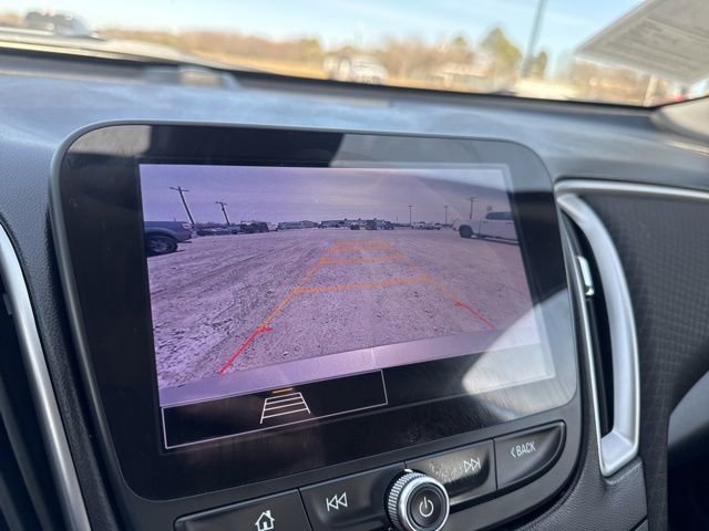 Used 2025 Chevrolet Malibu LT image 14