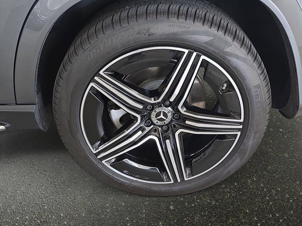 Used 2025 Mercedes-Benz GLE 450e 4MATIC image 32