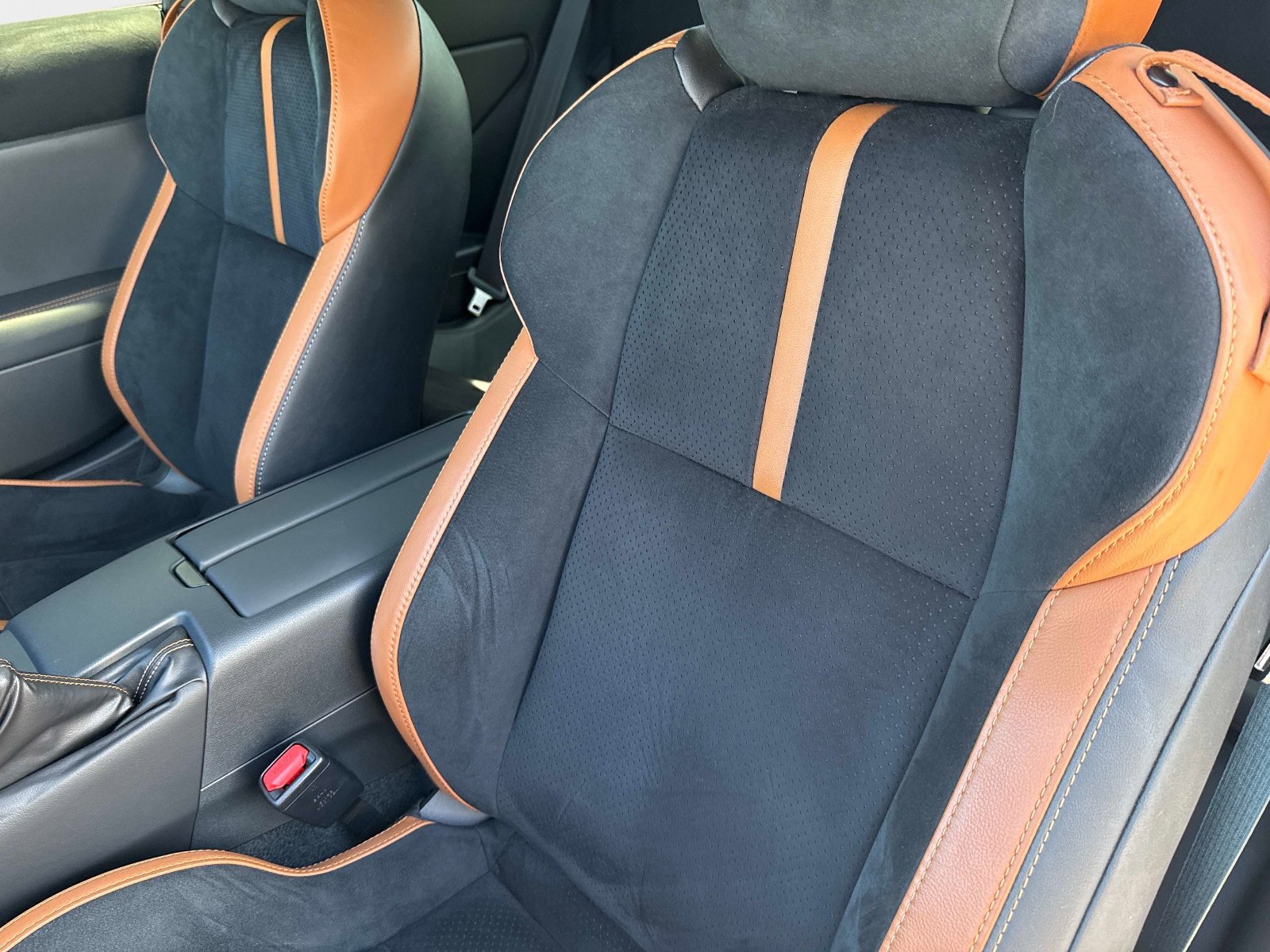 Used 2025 Toyota GR86 Hakone Edition RWD image 15