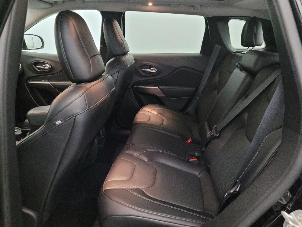 Used 2021 Jeep Cherokee Limited AWD/4WD image 18