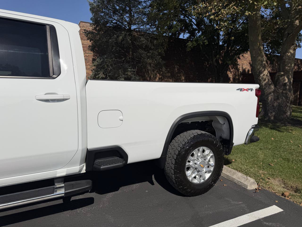 Used 2024 Chevrolet Silverado 3500 LT w/ Convenience Package AWD/4WD image 16