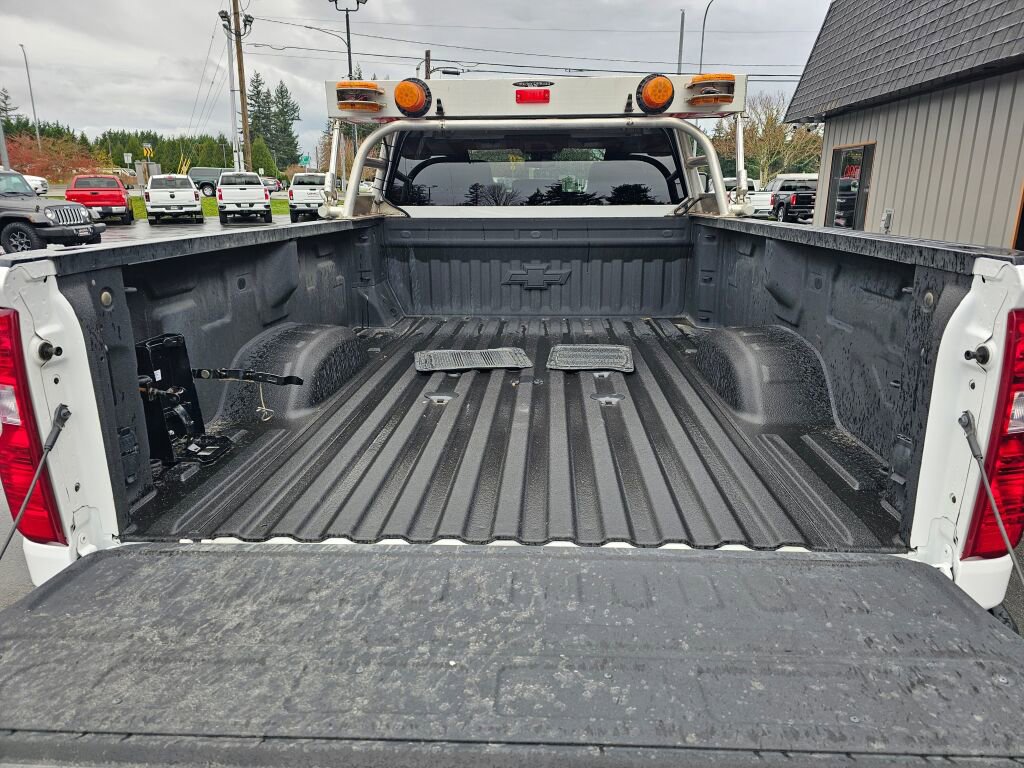 Used 2024 Chevrolet Silverado 3500 LT w/ Convenience Package AWD/4WD image 16