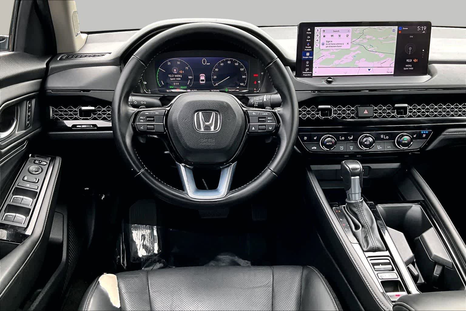 Used 2023 Honda Accord Touring image 6