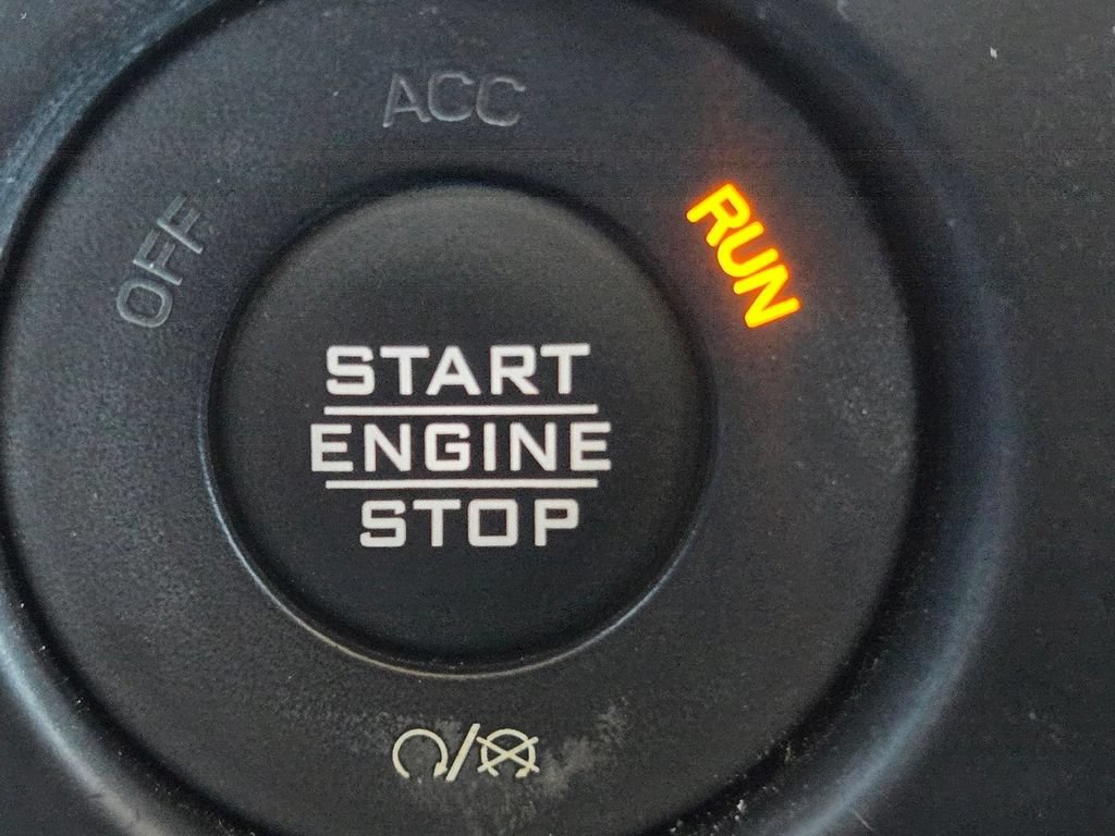 Used 2021 Jeep Wrangler Unlimited Sahara AWD/4WD image 22