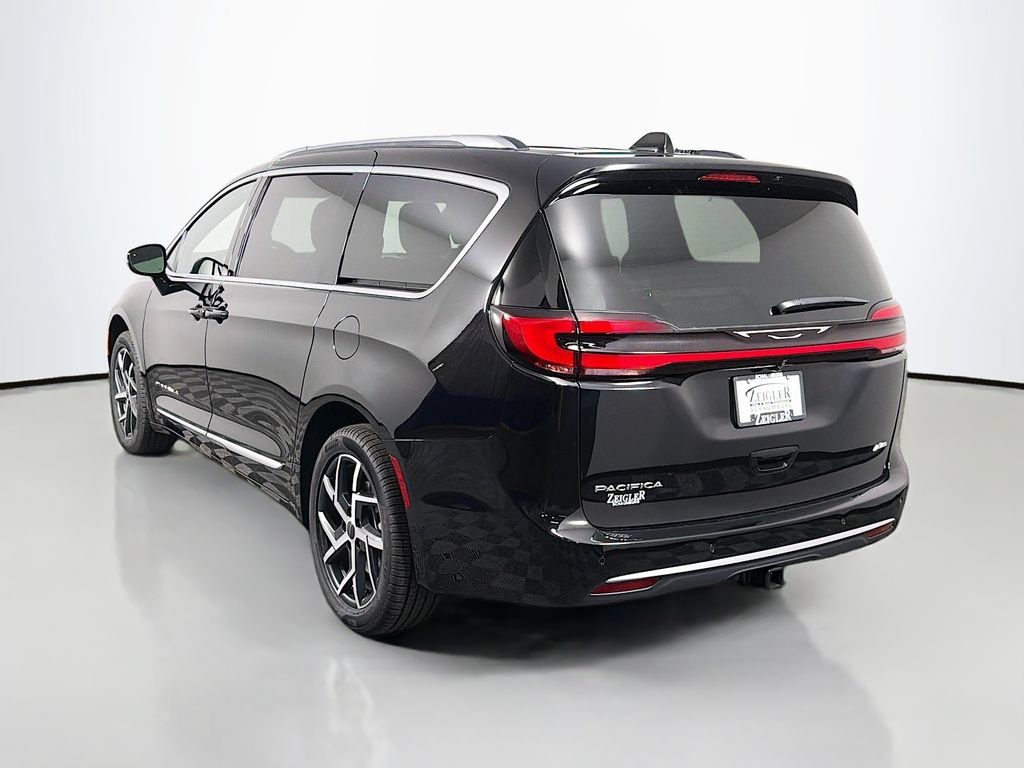 New 2027 Chrysler Pacifica Pinnacle w/ Theater Group AWD/4WD image 5