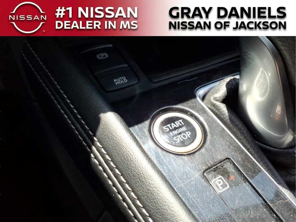 Used 2021 Nissan Kicks SV FWD image 17