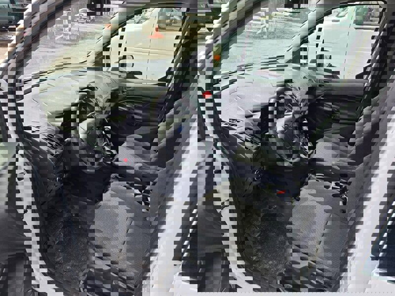 Used 2015 Ford Transit Connect XL FWD image 6