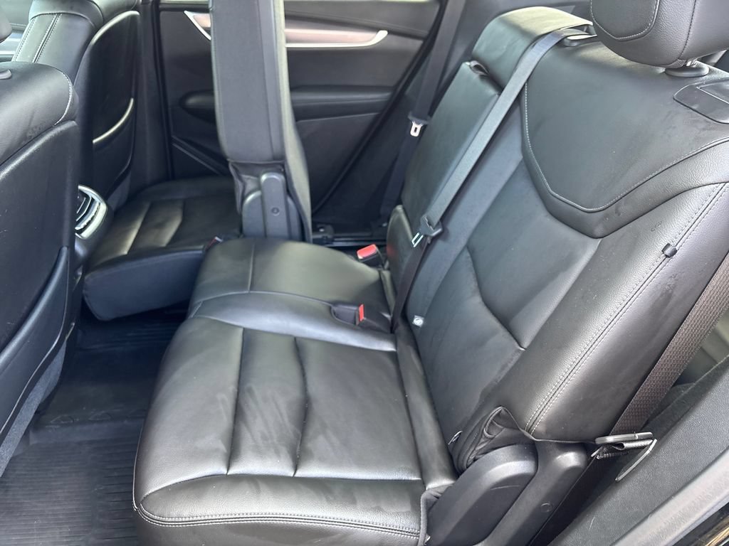 Used 2024 Cadillac XT6 Luxury w/ LPO, Floor Liner Package AWD/4WD image 14