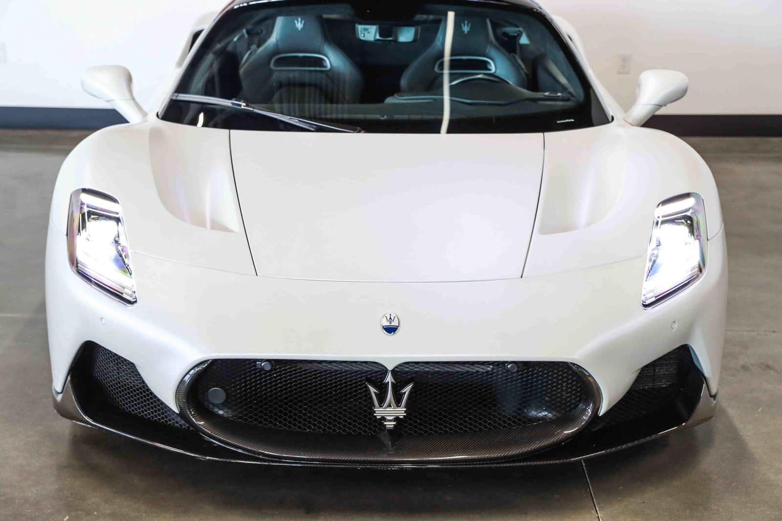 Used 2022 Maserati MC20 Coupe RWD image 6