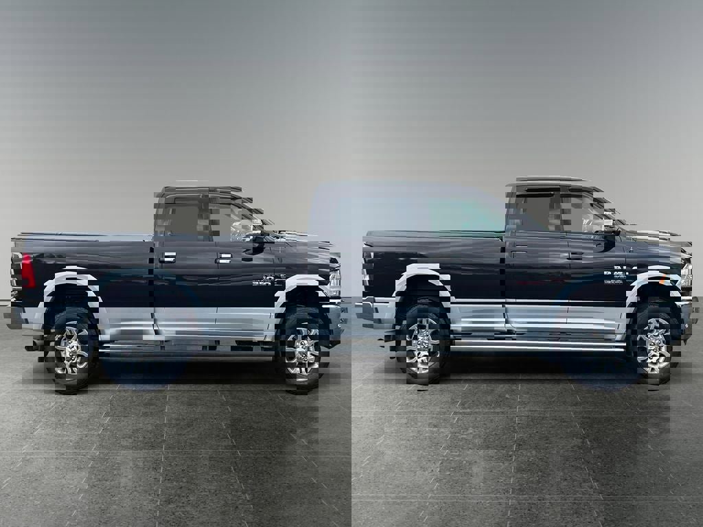 Used 2016 RAM 3500 Laramie AWD/4WD image 10