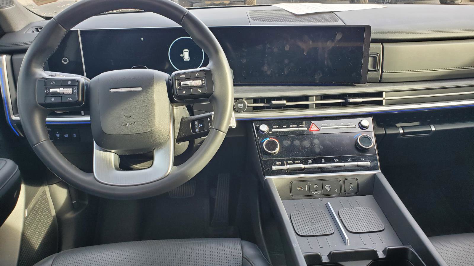 Used 2024 Hyundai Santa Fe Limited image 7