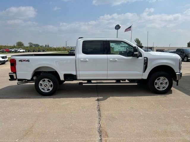 New 2026 Ford F250 4x4 Crew Cab Super Duty image 2
